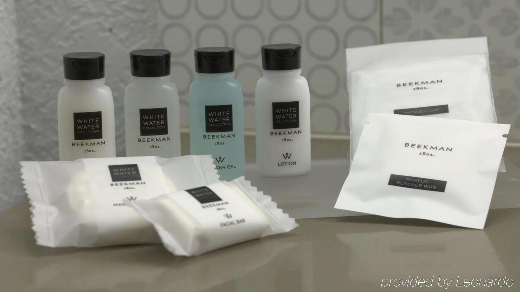 Travelodge Suites By Wyndham Regina - Eastgate Bay Bagian luar foto